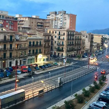 Alojamento de Acomodação e Pequeno-almoço Del Ponte Normanno