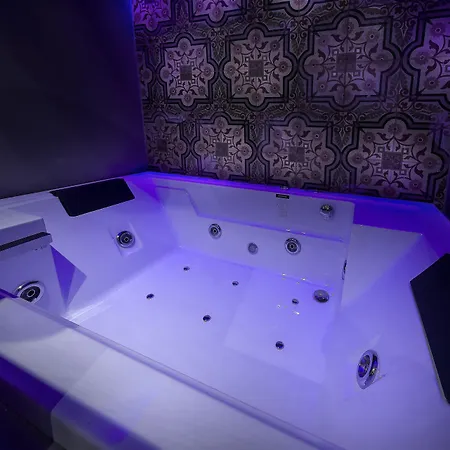 فندق مبيت وإفطار Del Ponte Normanno