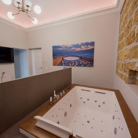 Del Ponte Normanno Bed & Breakfast 4*